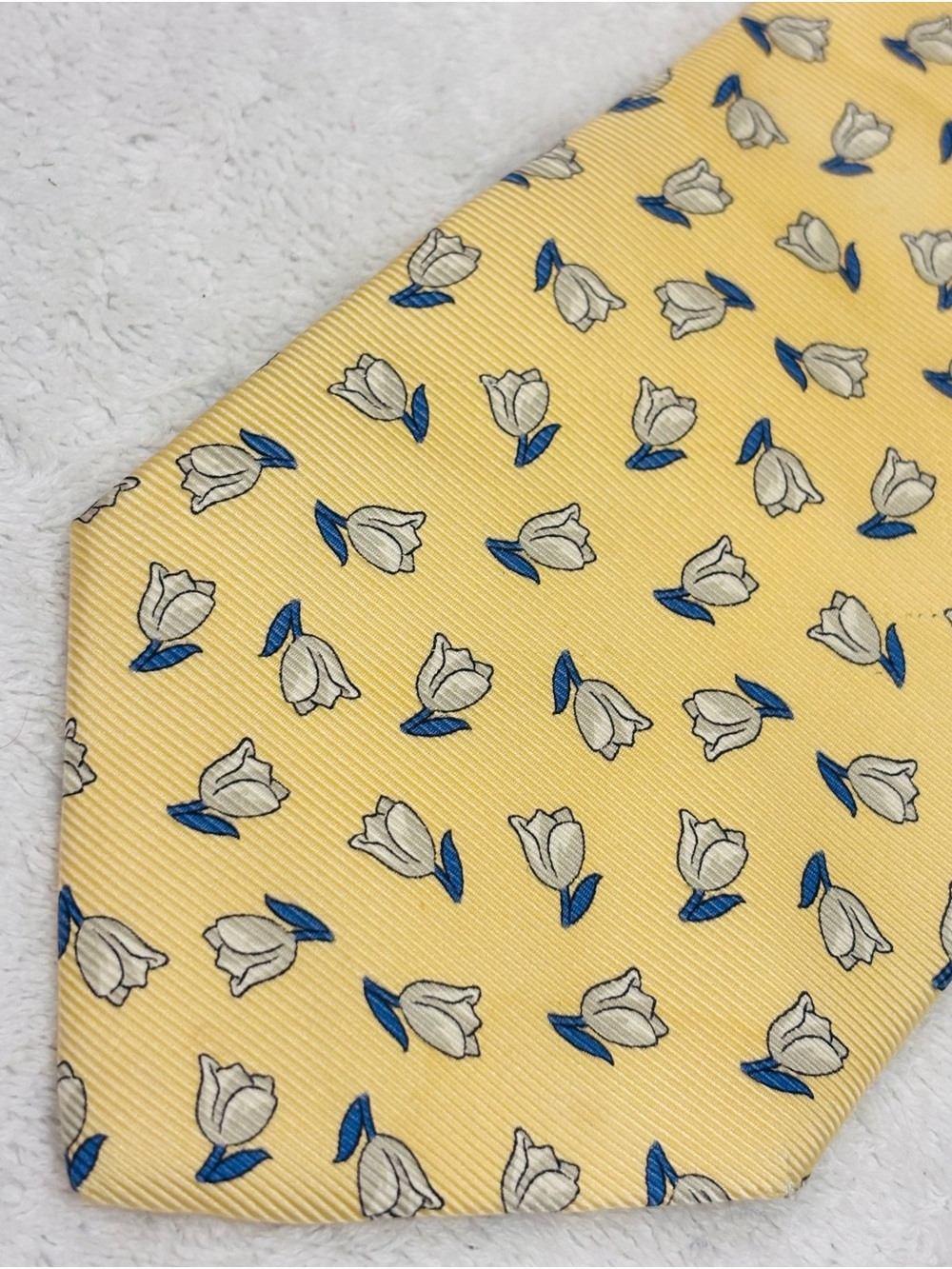Brand New High Quality French Tie By Faconnable - Tie with Is 4 Inches